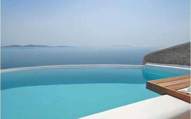 Cavo Tagoo (Swimming Pools)