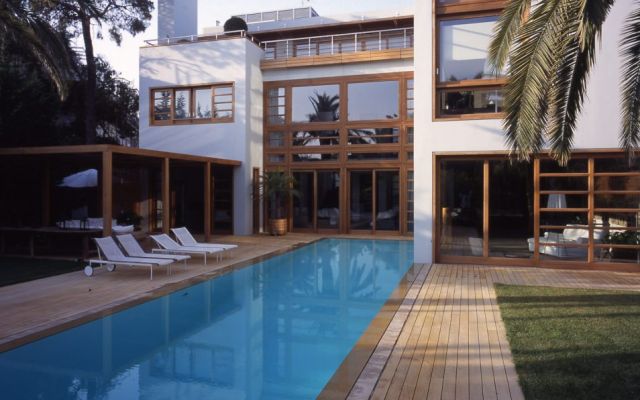 Ιδιωτική Πισίνα στην Αθήνα